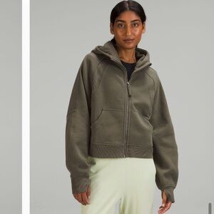 NWOT LULULEMON Scuba Oversized Full Zip in Army Green